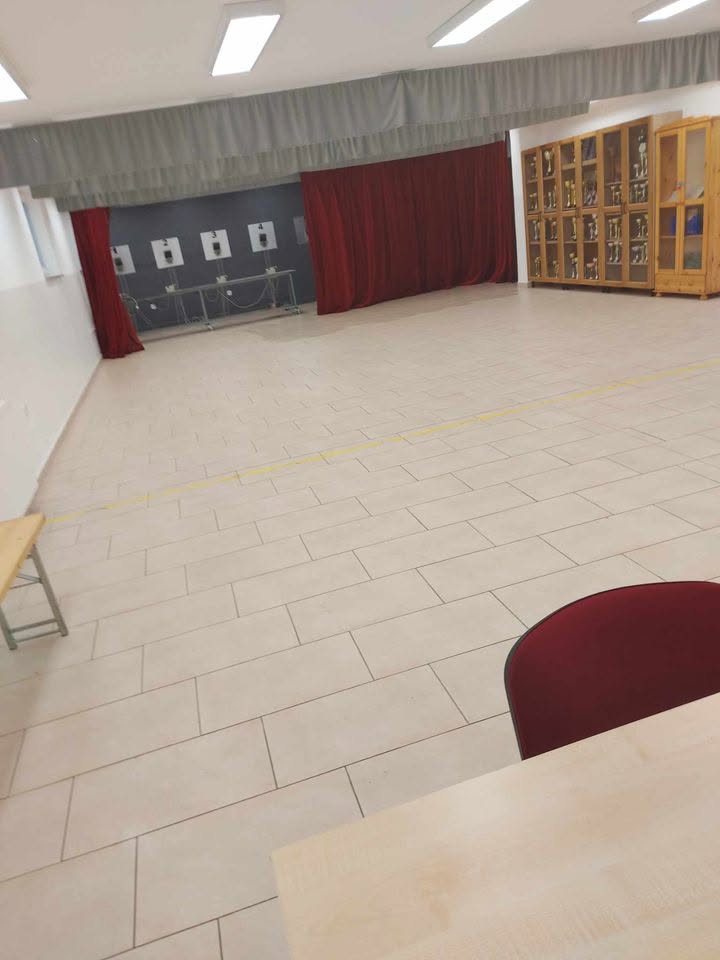 Očiščena dvorana za dogodke